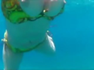 Underwater xxx movie swiming cumshot