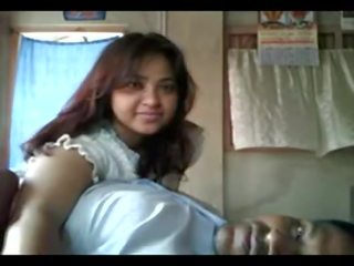 Bangla desi colegial follando vecina bhabi - hornyslutcams.com