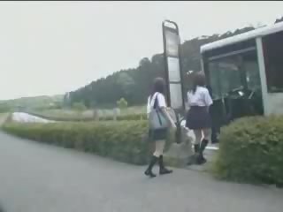 Japānieši meita un maniac uz autobuss video