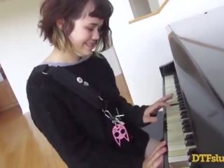 YHIVI movies OFF PIANO SKILLS FOLLOWED BY ROUGH porn AND CUM OVER HER FACE! - Featuring: Yhivi / James Deen