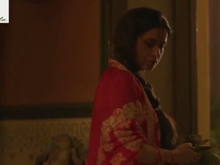 Rasika dugal מצוין סקס סרט סצנה עם אב ב החוק ב mirzapur אינטרנט סדרה