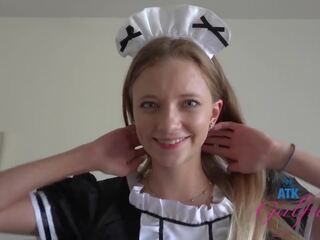 Tempting Maid Riley Star launches You Cum
