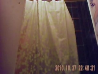 Şpion kamera at duş - 23yo mekdep gyzy